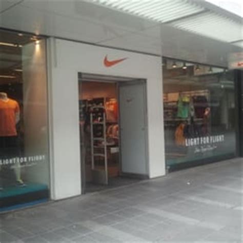 nike lijnbaan|rotterdam Nike store.